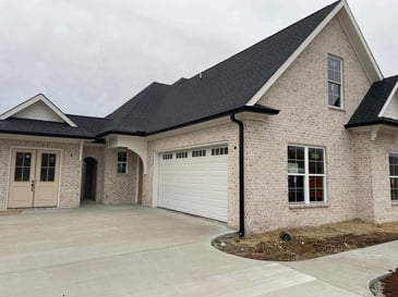 9 Important Signs Your Roof Needs to Be Replaced | Knoxville, TN